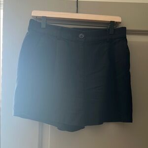 Loft: Classic Black Shorts
